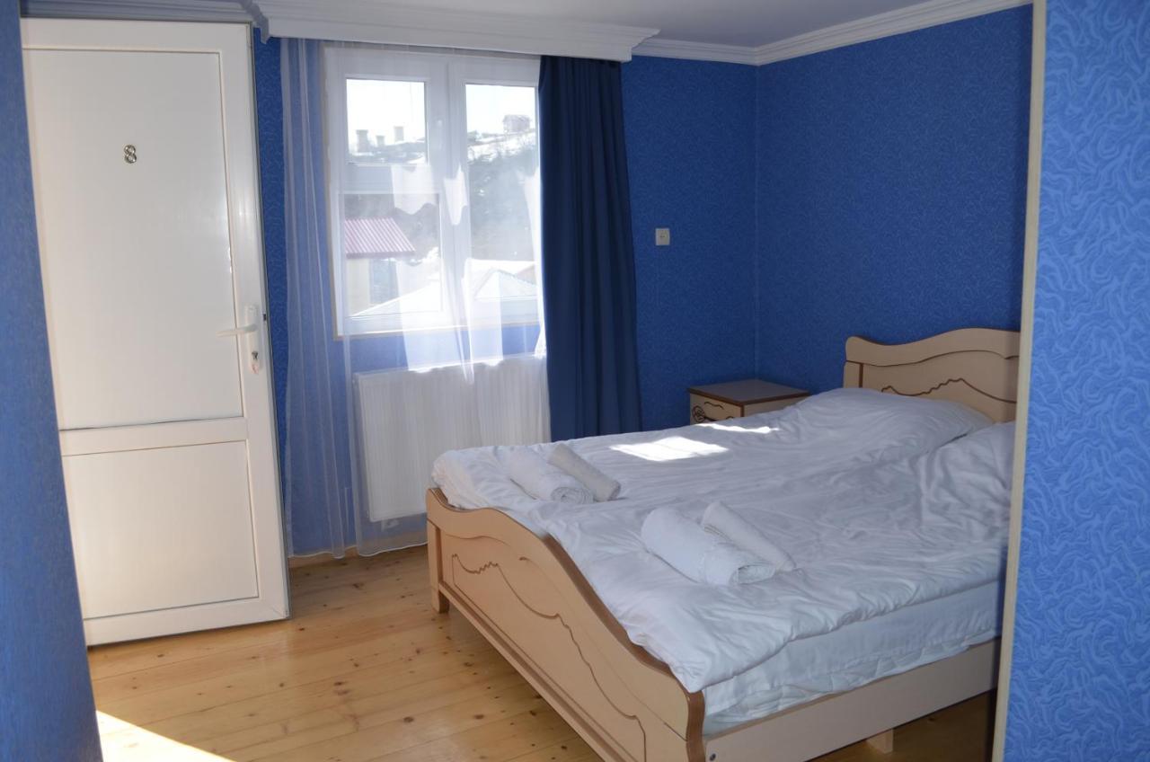 Guesthouse Qarim Mestia Bagian luar foto