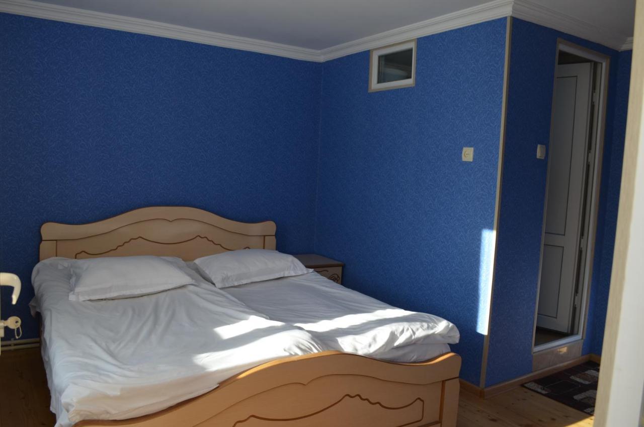 Guesthouse Qarim Mestia Bagian luar foto